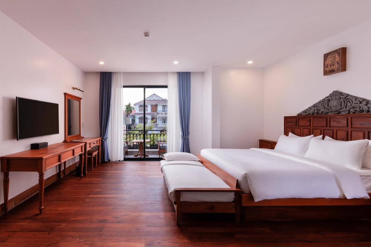 Two Seasons 5* Siem Reap
